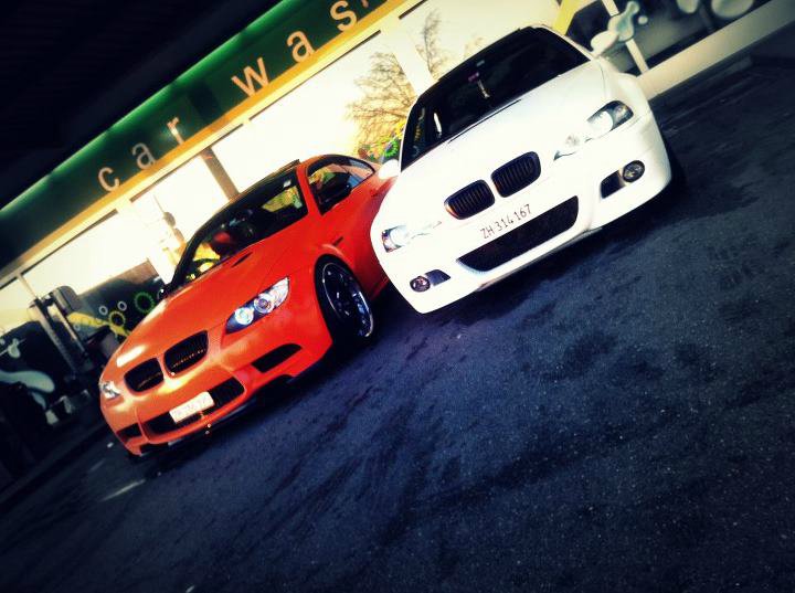 M3 in Weiss war orange, Aluminiummatt und schwarz - 3er BMW - E90 / E91 / E92 / E93