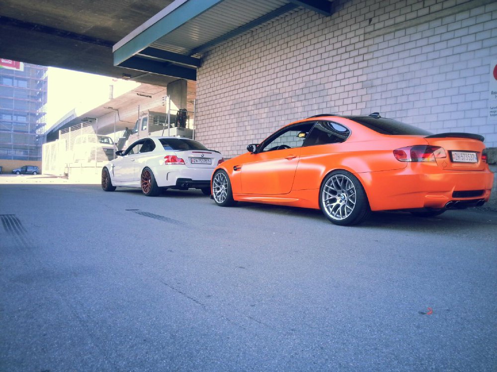 M3 in Weiss war orange, Aluminiummatt und schwarz - 3er BMW - E90 / E91 / E92 / E93