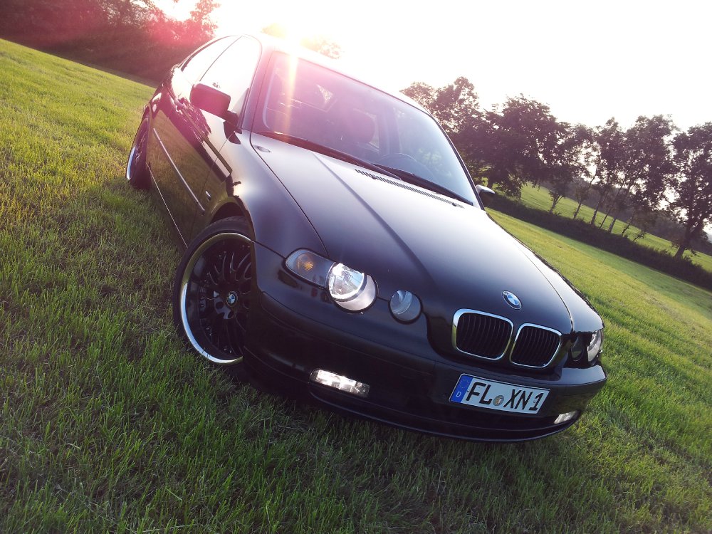 E46 Compact Black Venom - 3er BMW - E46