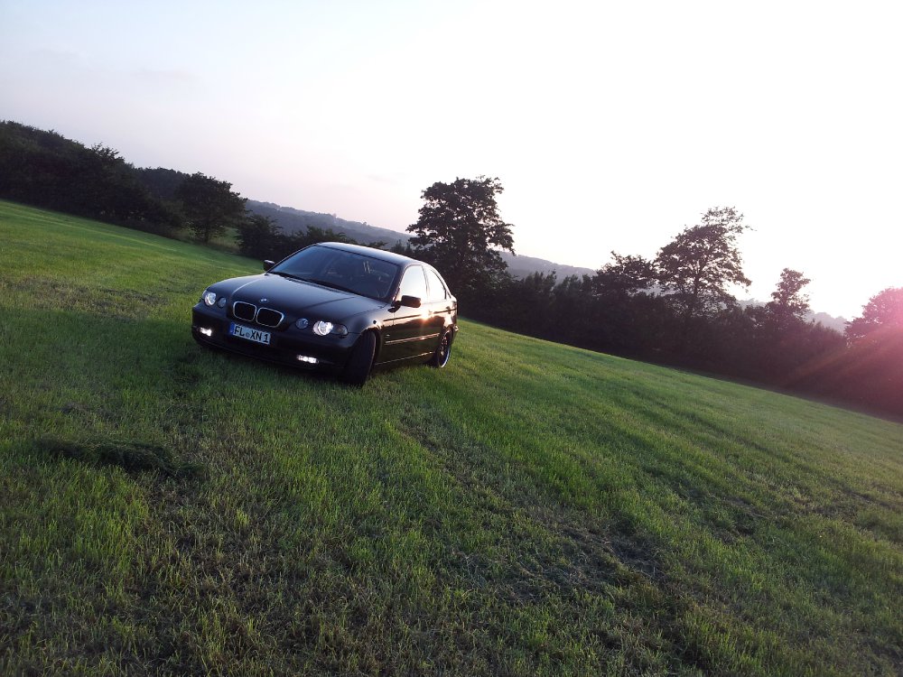 E46 Compact Black Venom - 3er BMW - E46