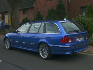 540iA Touring estorilblau - 5er BMW - E39