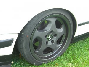 BMW E34 LOW IS A LIFESTYLE!!! - 5er BMW - E34