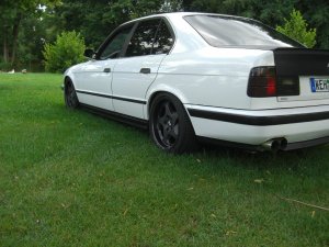 BMW E34 LOW IS A LIFESTYLE!!! - 5er BMW - E34