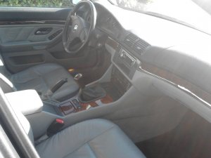 E39 528i Limousine "Fjordgrau" - 5er BMW - E39