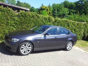 E90 320d - 3er BMW - E90 / E91 / E92 / E93