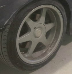 MK Motorsport  Felge in 8x17 ET  mit Syron  Reifen in 215/35/17 montiert vorn und mit folgenden Nacharbeiten am Radlauf: Kanten gebrdelt Hier auf einem 3er BMW E36 320i (Coupe) Details zum Fahrzeug / Besitzer