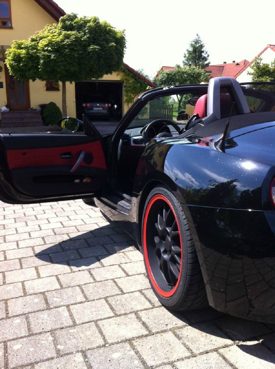 La Bestia Negra Rosso - BMW Z1, Z3, Z4, Z8