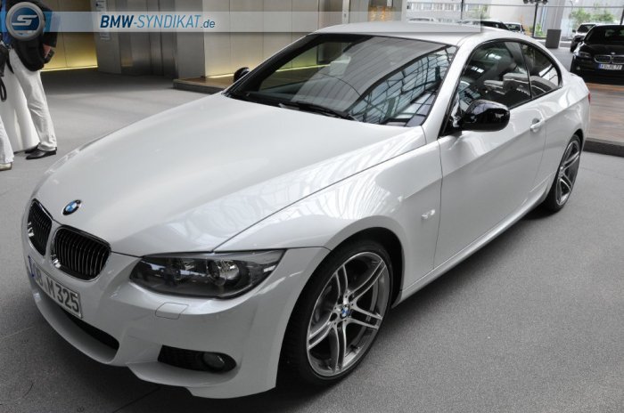 Bmw mineralweiss metallic