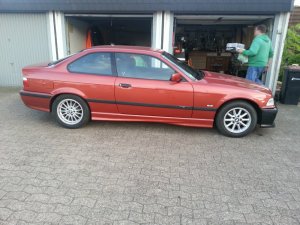Mein 1.6er Coupe in Sierrarot Metallic - 3er BMW - E36 Mein 1.6er Coupe in Sierrarot Metallic - 3er BMW - E36