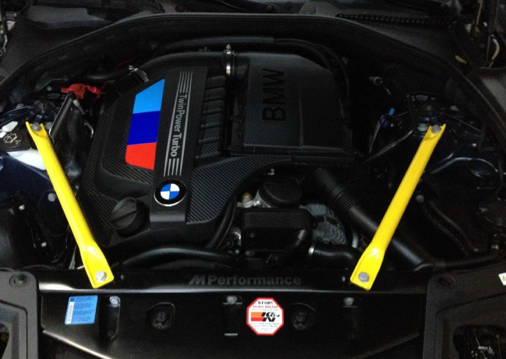BMW F10 535i Tiefseeblau >Endrohrblenden V8< - 5er BMW - F10 / F11 / F07