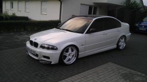 BMW 328i AlpinweissIII - 3er BMW - E46
