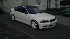 BMW 328i AlpinweissIII - 3er BMW - E46