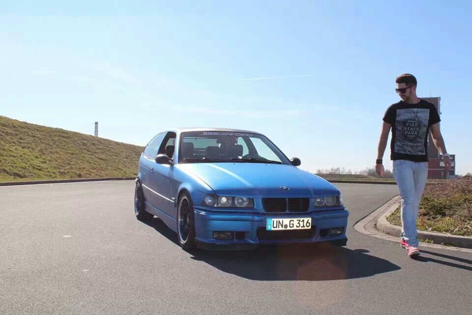 Aus Blau wird rot - 3er BMW - E36