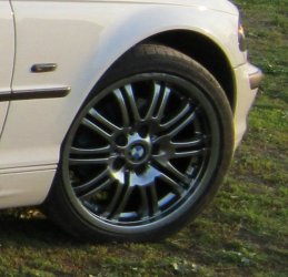 BMW styling 67 Felge in 8x18 ET 47 mit Michelin Sport-Maxx Reifen in 225/40/18 montiert vorn Hier auf einem 3er BMW E46 328i (Limousine) Details zum Fahrzeug / Besitzer