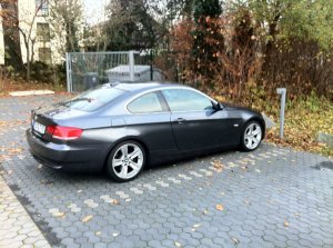 E92 330i - 3er BMW - E90 / E91 / E92 / E93