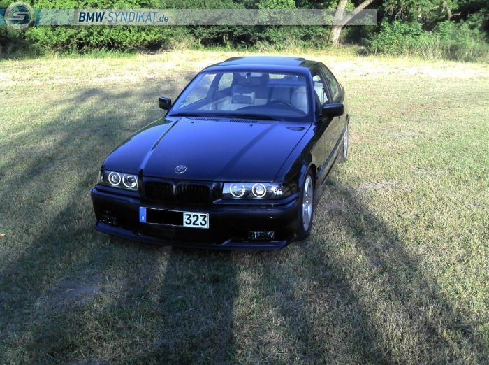 BMW 323i E36 "Black Edition" - 3er BMW - E36