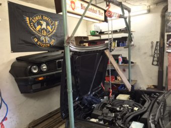 BMW E30 327i 220PS 5 Loch Umbau - 3er BMW - E30 BMW E30 327i 220PS 5 Loch Umbau - 3er BMW - E30