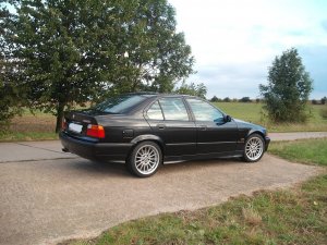 328i Limo - 3er BMW - E36