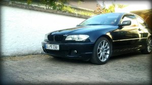 330i Back in Black - 3er BMW - E46 330i Back in Black - 3er BMW - E46