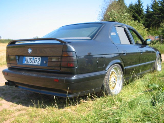 Der Bse Schwarze Wolf - 5er BMW - E34