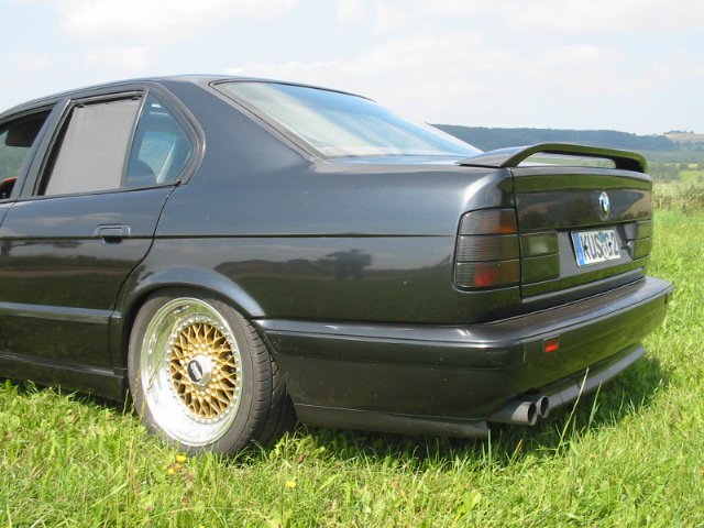 Der Bse Schwarze Wolf - 5er BMW - E34