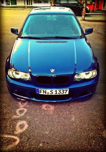 Topasblau mit weien Akzenten - 3er BMW - E46
