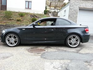 125i Coupe schwarz - 1er BMW - E81 / E82 / E87 / E88