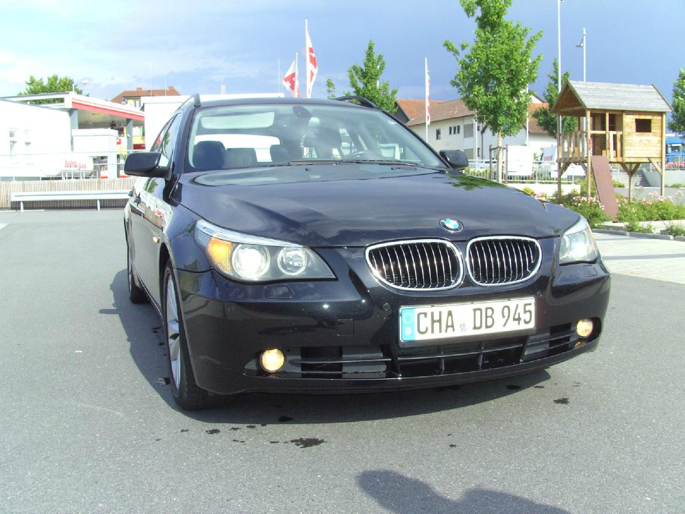 530dA Touring schwarzer Dieselrusaphir - 5er BMW - E60 / E61