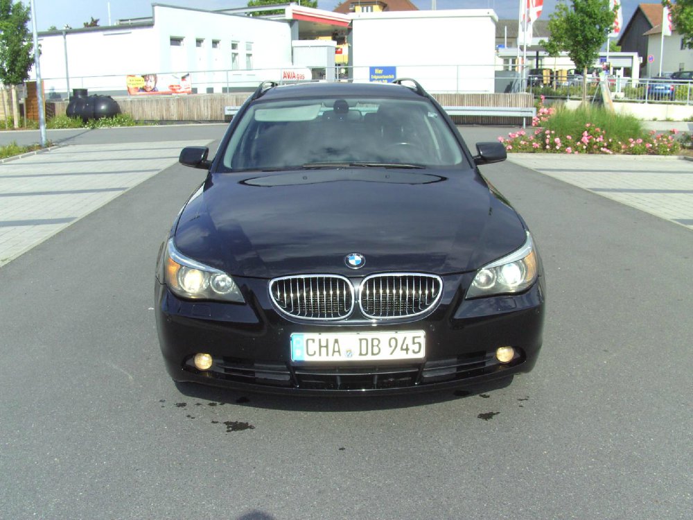 530dA Touring schwarzer Dieselrusaphir - 5er BMW - E60 / E61