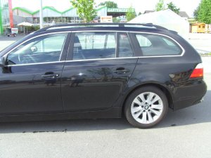 530dA Touring schwarzer Dieselrußsaphir - 5er BMW - E60 / E61 530dA Touring schwarzer Dieselrußsaphir - 5er BMW - E60 / E61