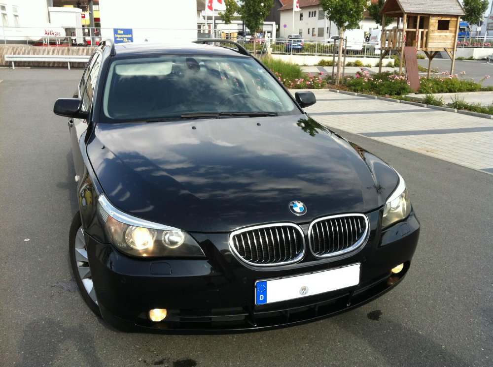 530dA Touring schwarzer Dieselrusaphir - 5er BMW - E60 / E61