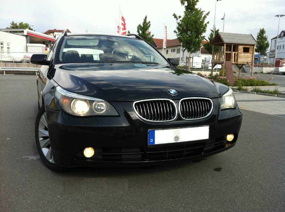 530dA Touring schwarzer Dieselrusaphir - 5er BMW - E60 / E61