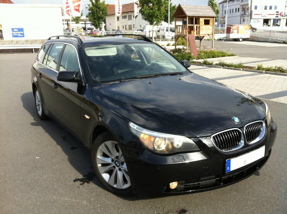 530dA Touring schwarzer Dieselrusaphir - 5er BMW - E60 / E61