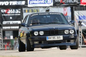 E30 Blue Bird - 3er BMW - E30 E30 Blue Bird - 3er BMW - E30