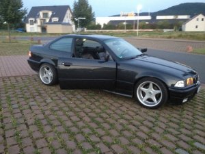 BMW 320i - 3er BMW - E36 BMW 320i - 3er BMW - E36