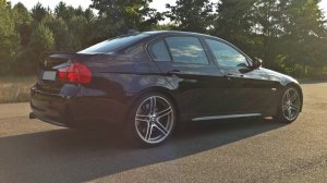 E90 LCI 330i ///M, BMW Performance-Teile - 3er BMW - E90 / E91 / E92 / E93