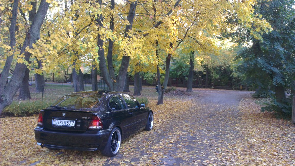 E46 Compact Sapphire Black Metallic + 19" Breyton - 3er BMW - E46