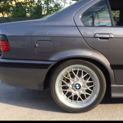 BBS RC 041 Felge in 7.5x17 ET 41 mit Hankook EVO V12 Reifen in 235/40/17 montiert hinten Hier auf einem 3er BMW E36 320i (Limousine) Details zum Fahrzeug / Besitzer