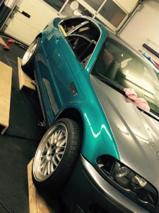 E46 320i goes 328i Atomic Teal - 3er BMW - E46 E46 320i goes 328i Atomic Teal - 3er BMW - E46