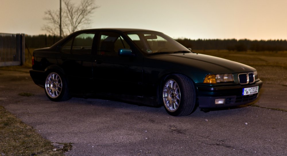 BMW E36 325i Limo - 3er BMW - E36