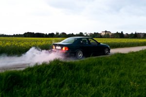 BMW E36 325i Limo - 3er BMW - E36