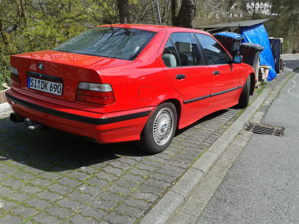 318iA LPG Limo in Brilliantrot - 3er BMW - E36