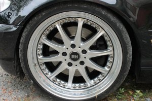 H&R Phnix Felge in 8.5x19 ET  mit Dunlop Sport Maxx Reifen in 225/45/19 montiert vorn Hier auf einem 3er BMW E46 330d (Touring) Details zum Fahrzeug / Besitzer