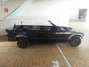 AUS 4 MACH 6 > 318i WIRD ZU 323 - 3er BMW - E36