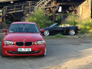 Mein erster roter Flitzer - 1er BMW - E81 / E82 / E87 / E88 Mein erster roter Flitzer - 1er BMW - E81 / E82 / E87 / E88