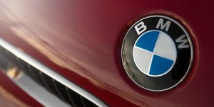 Mein erster roter Flitzer - 1er BMW - E81 / E82 / E87 / E88 Mein erster roter Flitzer - 1er BMW - E81 / E82 / E87 / E88