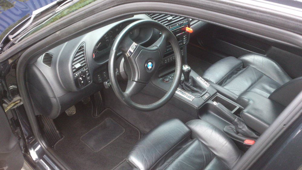 BMW E36 328 Touring BLACK PAMPESBOMBER - 3er BMW - E36