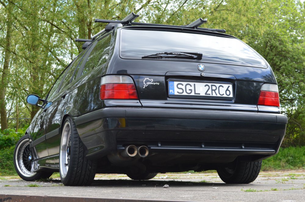 BMW E36 328 Touring BLACK PAMPESBOMBER - 3er BMW - E36