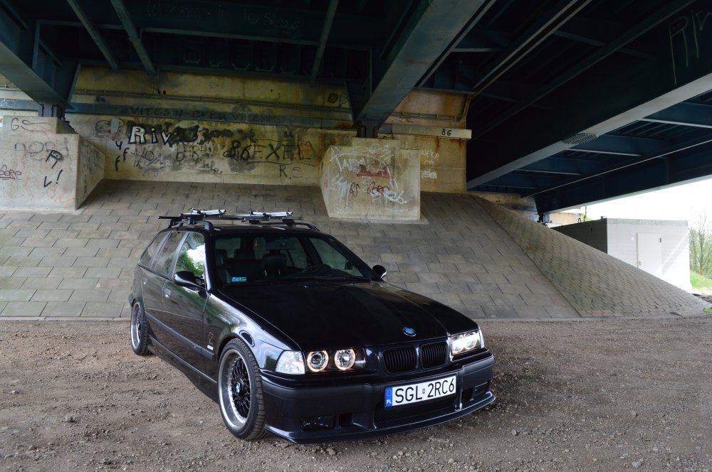 BMW E36 328 Touring BLACK PAMPESBOMBER - 3er BMW - E36