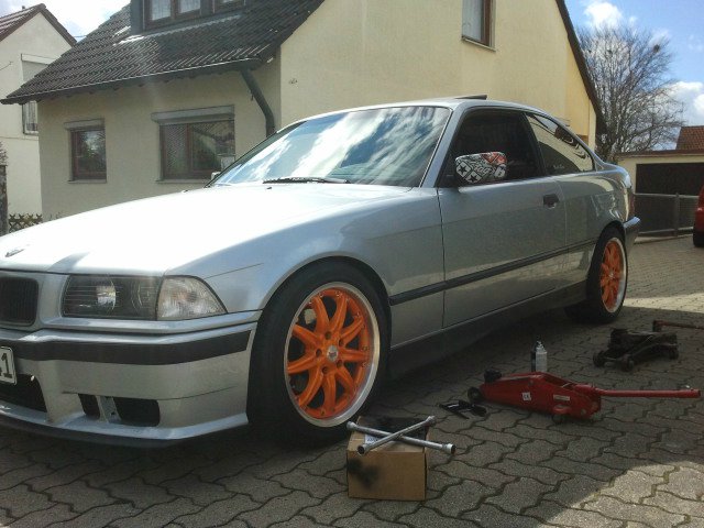 E36 Coupe *Orange Bud* - 3er BMW - E36